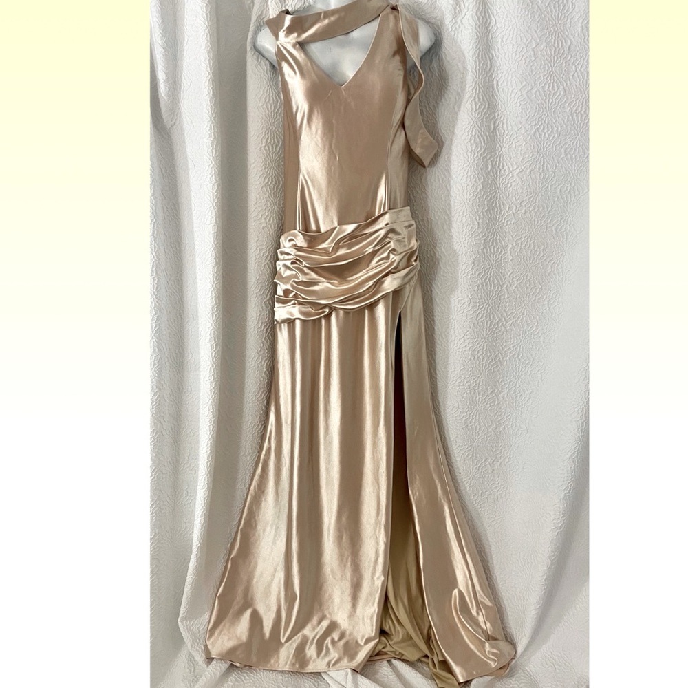 Women’s plus size formal gown, satin, size 16w